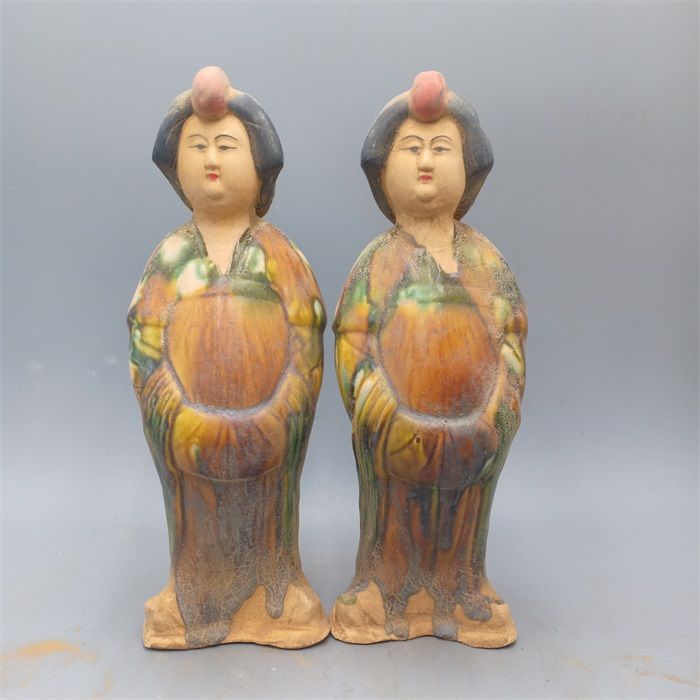 Vintage Collectible Pottery - Oude collectie Tang Sancai geschilderde vrouwelijke