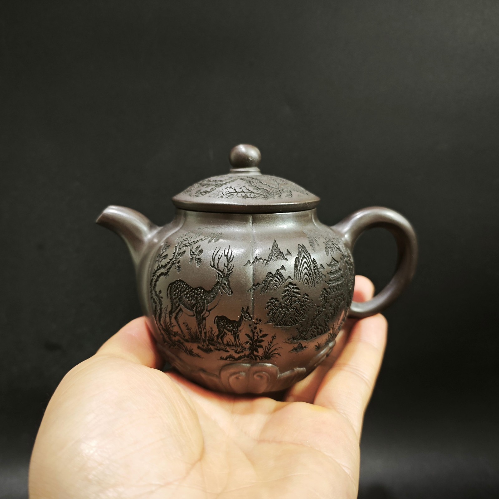 Vintage Collectible Pottery - 1972 Vintage Yixing Zisha theepot 280cc