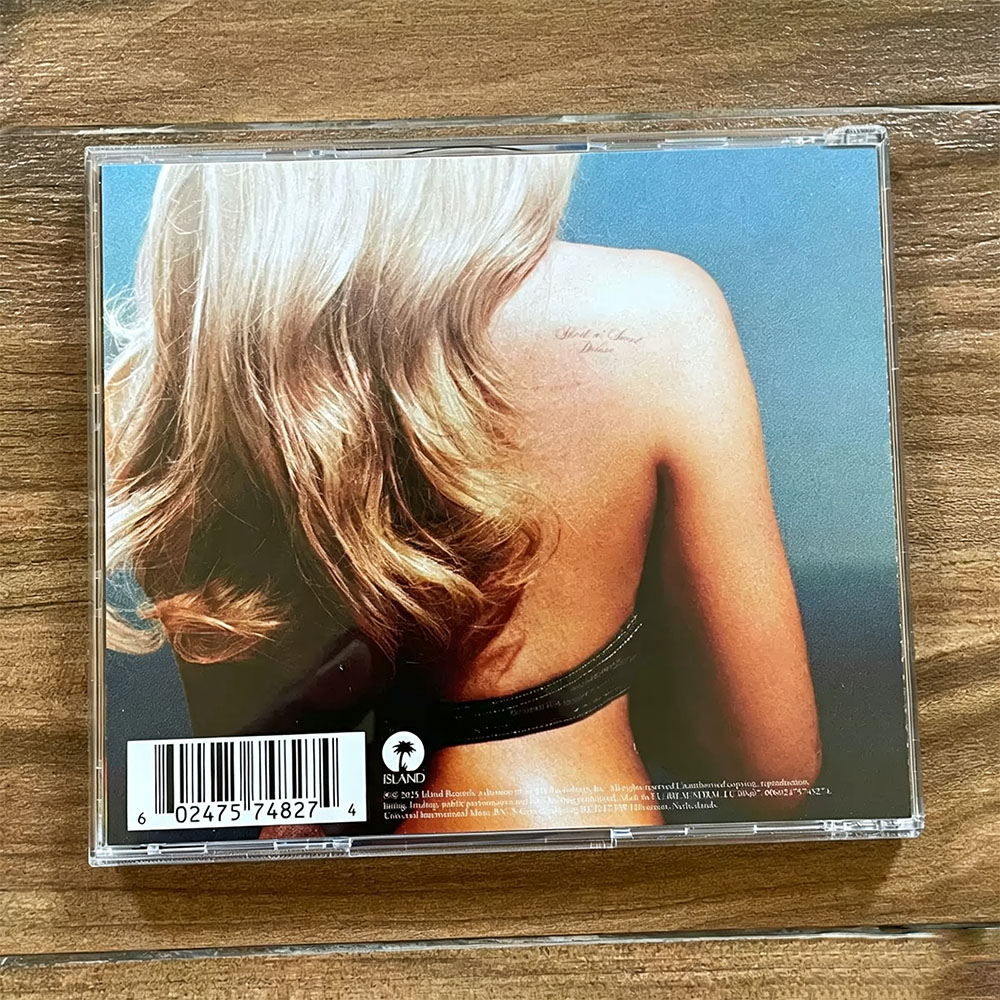 CD 'Short N' Sweet' - Pop, Cou - Vintage Collectibles & More Llc Photos recensie en prijs